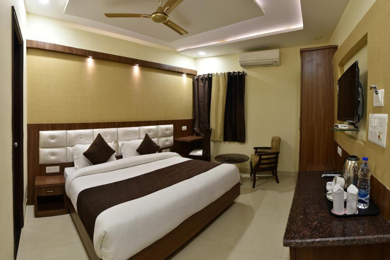 Hotel Amritsar International Exterior photo